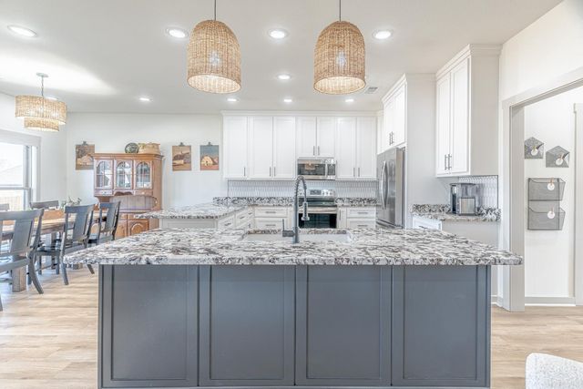 105 Eva Ln, Brookland, AR 72417