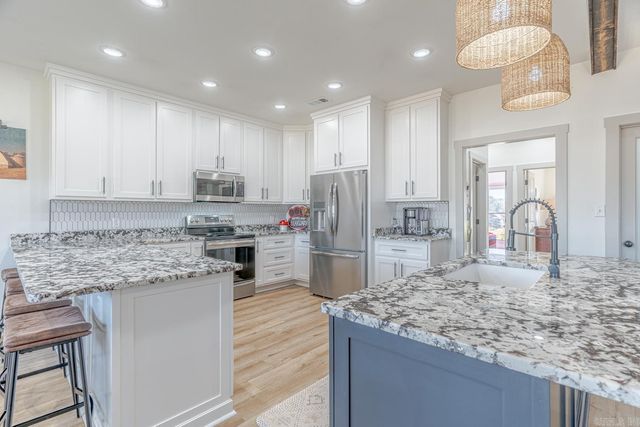 105 Eva Ln, Brookland, AR 72417