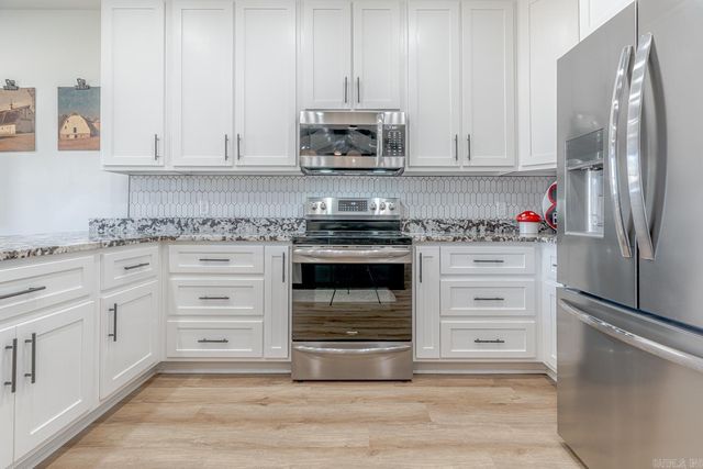 105 Eva Ln, Brookland, AR 72417