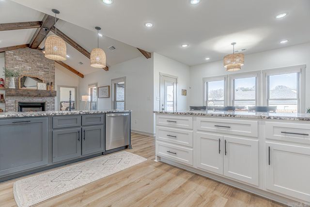 105 Eva Ln, Brookland, AR 72417