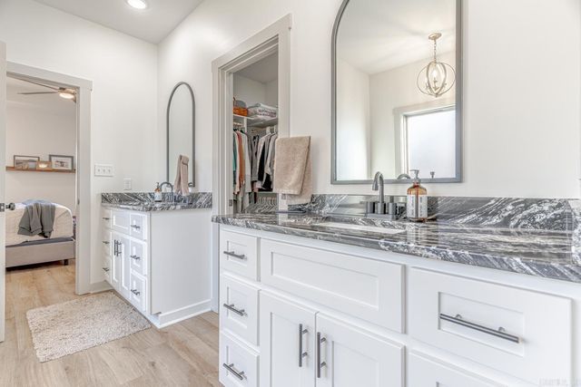 105 Eva Ln, Brookland, AR 72417