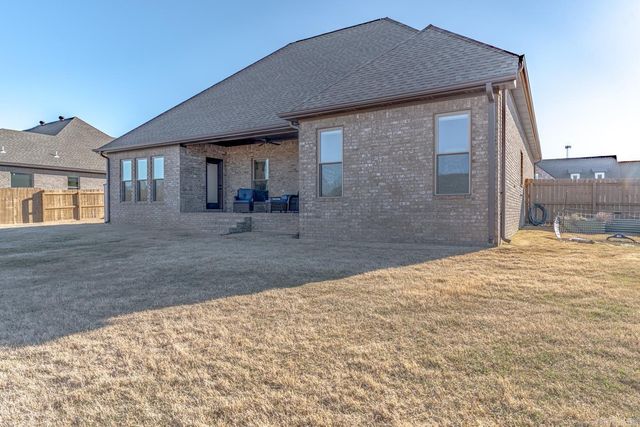 105 Eva Ln, Brookland, AR 72417