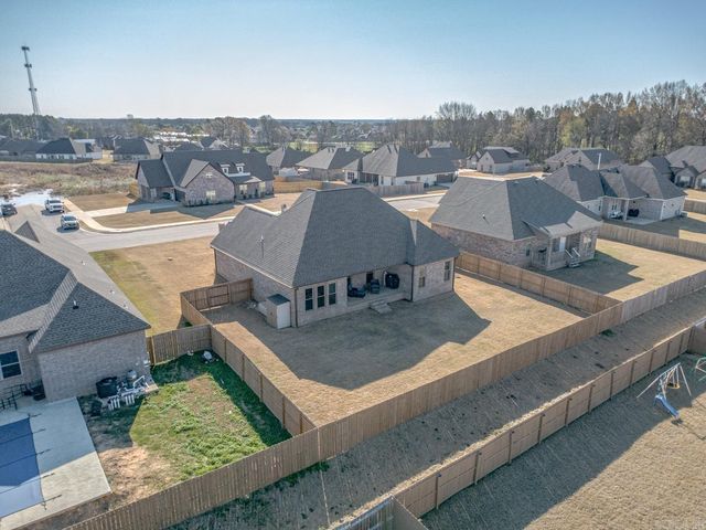 105 Eva Ln, Brookland, AR 72417