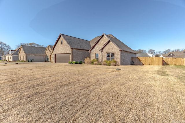 105 Eva Ln, Brookland, AR 72417