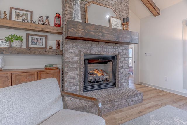 105 Eva Ln, Brookland, AR 72417