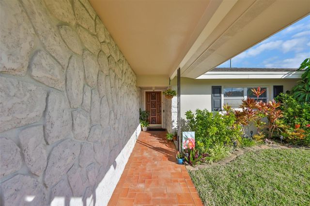 13931 DOMINICA DRIVE, Seminole, FL 33776