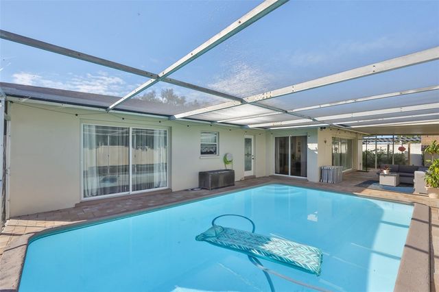 13931 DOMINICA DRIVE, Seminole, FL 33776