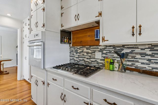 7456 OLD KINGS Road S, Jacksonville, FL 32217