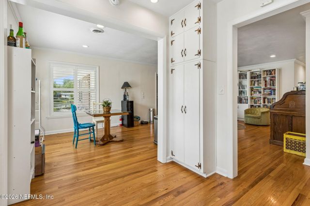 7456 OLD KINGS Road S, Jacksonville, FL 32217