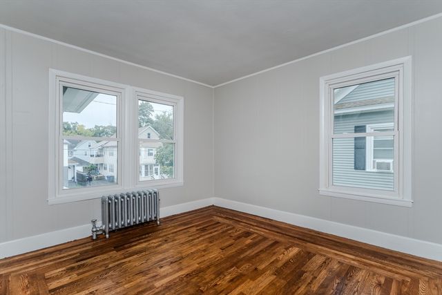 32-34 Somerset St, Springfield, MA 01108