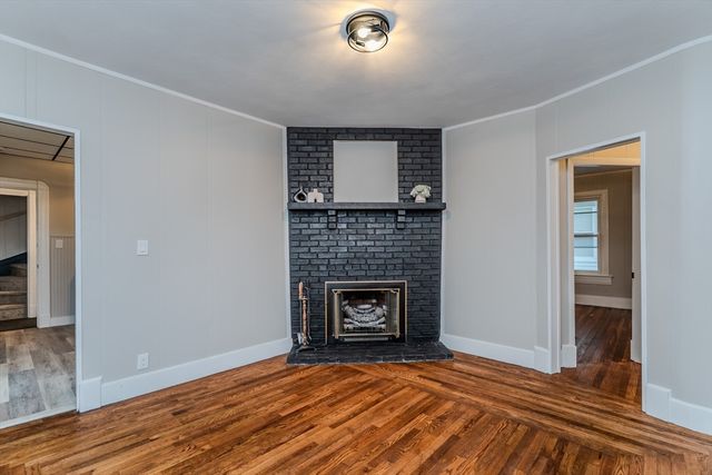 32-34 Somerset St, Springfield, MA 01108