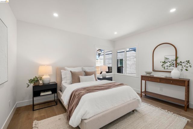 5573 Harvey Ave, Oakland, CA 94621