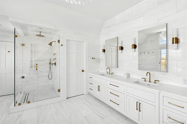 101 Farm Court, Sagaponack, NY 11962