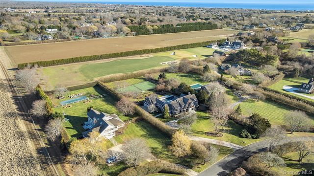 101 Farm Court, Sagaponack, NY 11962