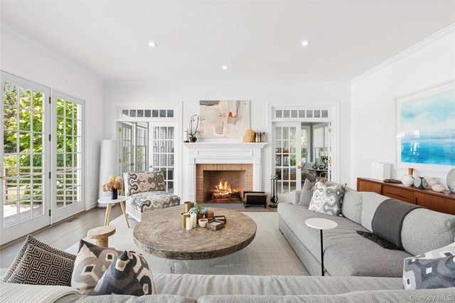 101 Farm Court, Sagaponack, NY 11962