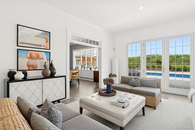 101 Farm Court, Sagaponack, NY 11962