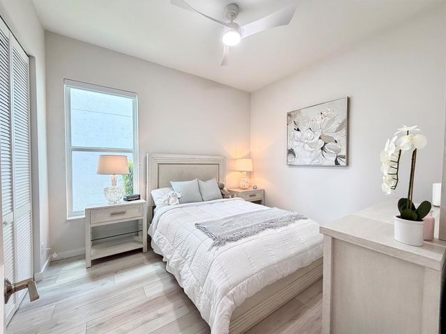 5725 VIA DE LA PLATA Circle, Delray Beach, FL 33484
