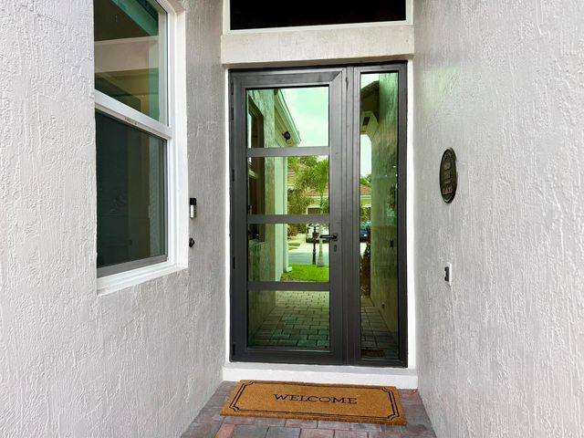 5725 VIA DE LA PLATA Circle, Delray Beach, FL 33484