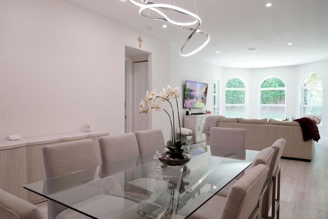 5725 VIA DE LA PLATA Circle, Delray Beach, FL 33484