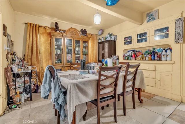 4915 2nd, Los Angeles, CA 90043
