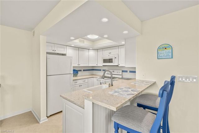 610 Donax ST # 223, Sanibel, FL 33957