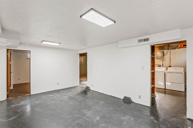 1648 E Rockwell Ave, Spokane, WA 99207