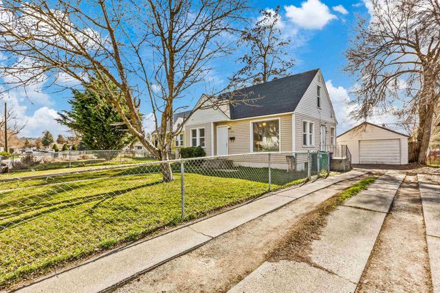 1648 E Rockwell Ave, Spokane, WA 99207