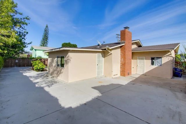2574 Crestline Dr, Lemon Grove, CA 91945