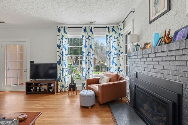 33 Maple Street, Clayton, GA 30525