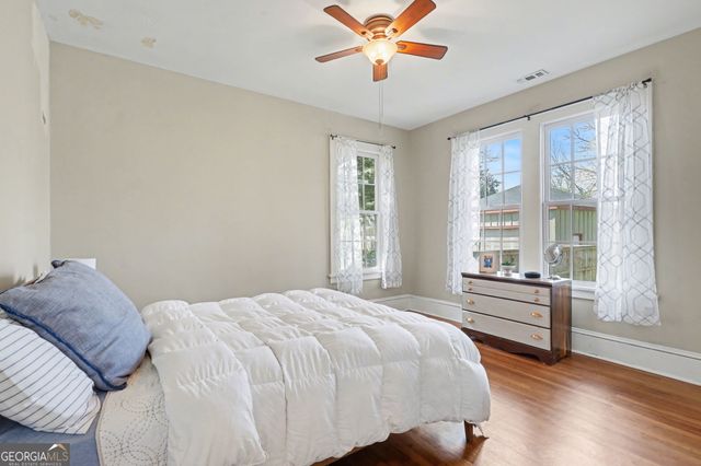 33 Maple Street, Clayton, GA 30525