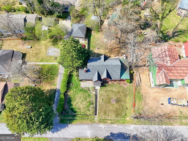 33 Maple Street, Clayton, GA 30525