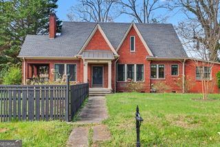 33 Maple Street, Clayton, GA 30525