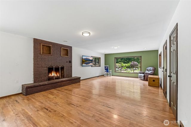 8221 308th Avenue SE, Issaquah, WA 98027