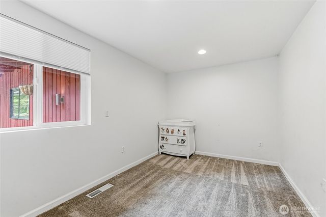 8221 308th Avenue SE, Issaquah, WA 98027