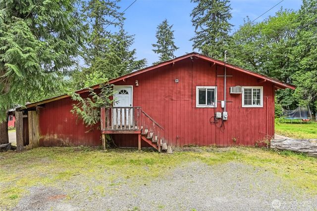8221 308th Avenue SE, Issaquah, WA 98027