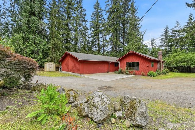 8221 308th Avenue SE, Issaquah, WA 98027