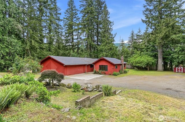8221 308th Avenue SE, Issaquah, WA 98027