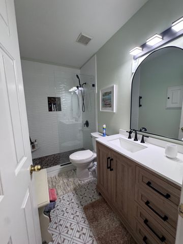 9111 Sawyer Brown Rd, Nashville, TN 37221