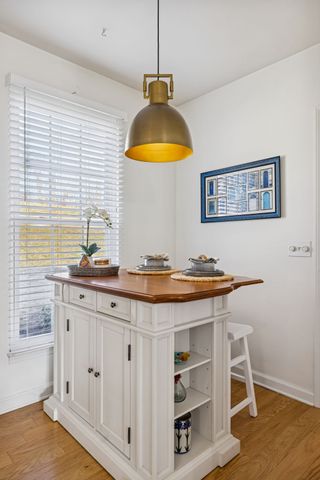 9111 Sawyer Brown Rd, Nashville, TN 37221