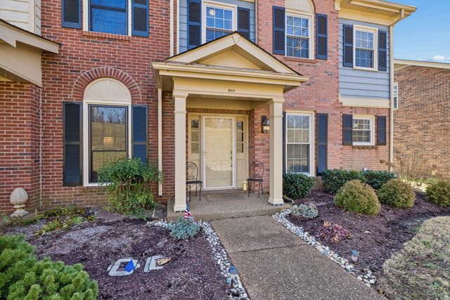 9111 Sawyer Brown Rd, Nashville, TN 37221