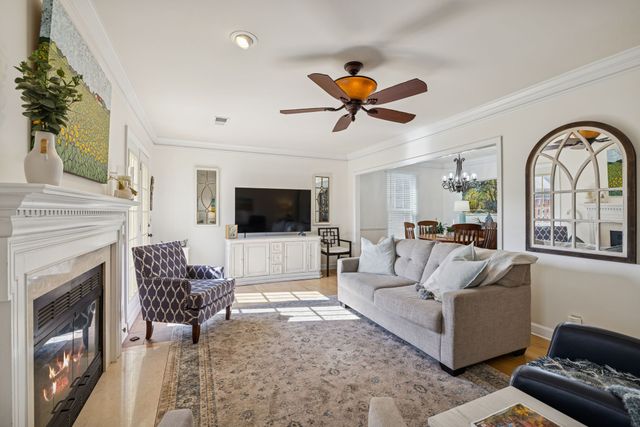 9111 Sawyer Brown Rd, Nashville, TN 37221