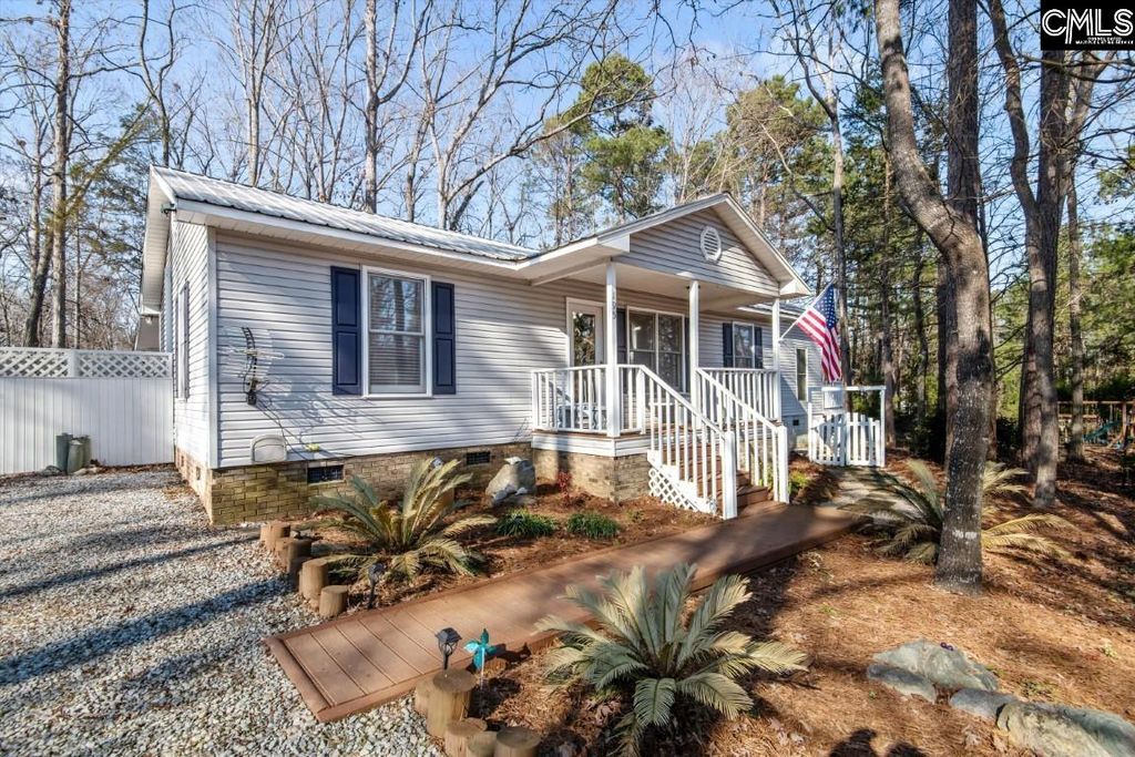 195 Lexington Lane, Chapin, SC 29036