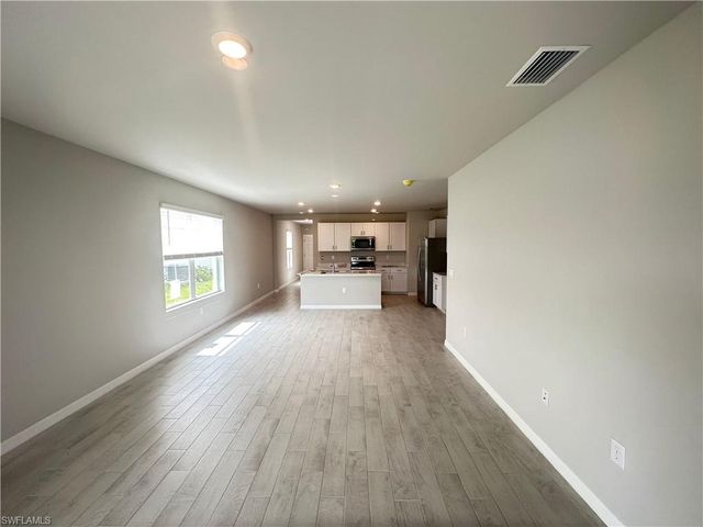 801 Serenity LN, Labelle, FL 33935