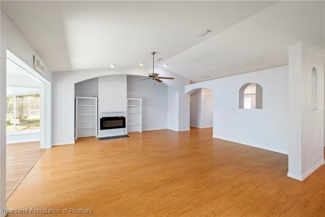 1528 Washington Boulevard NW, Lake Placid, FL 33852