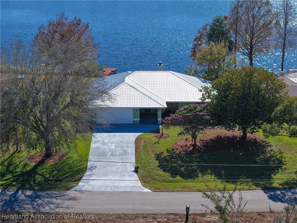 1528 Washington Boulevard NW, Lake Placid, FL 33852