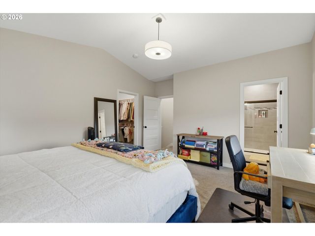 149 W BARBARAS Way, Newberg, OR 97132