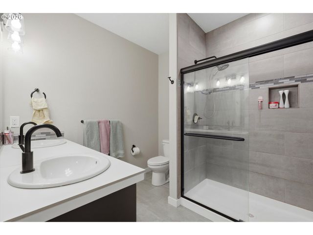 149 W BARBARAS Way, Newberg, OR 97132