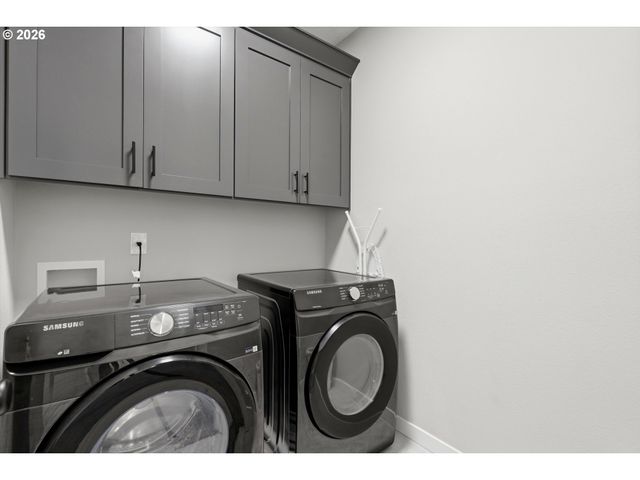 149 W BARBARAS Way, Newberg, OR 97132