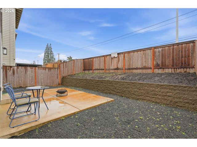 149 W BARBARAS Way, Newberg, OR 97132