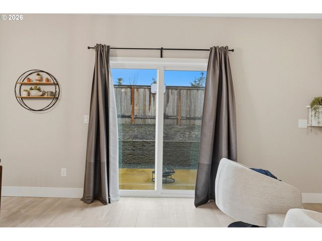 149 W BARBARAS Way, Newberg, OR 97132